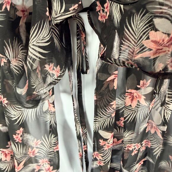 Victoria's Secret Duster M/L Black Pink Floral Sheer Chiffon Ruffle Trim Kimono - Picture 3 of 9